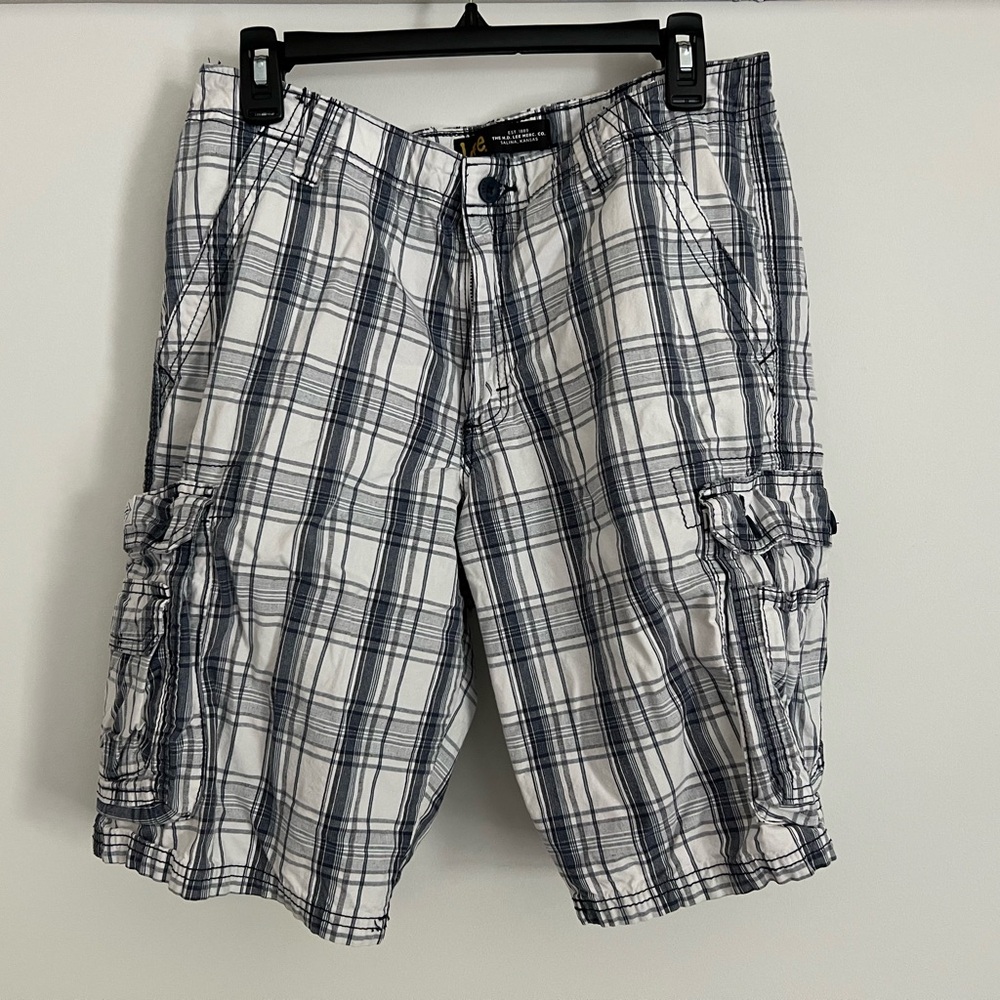 Lee Men’s Plaid Blue and White Cargo Shorts Size 32
